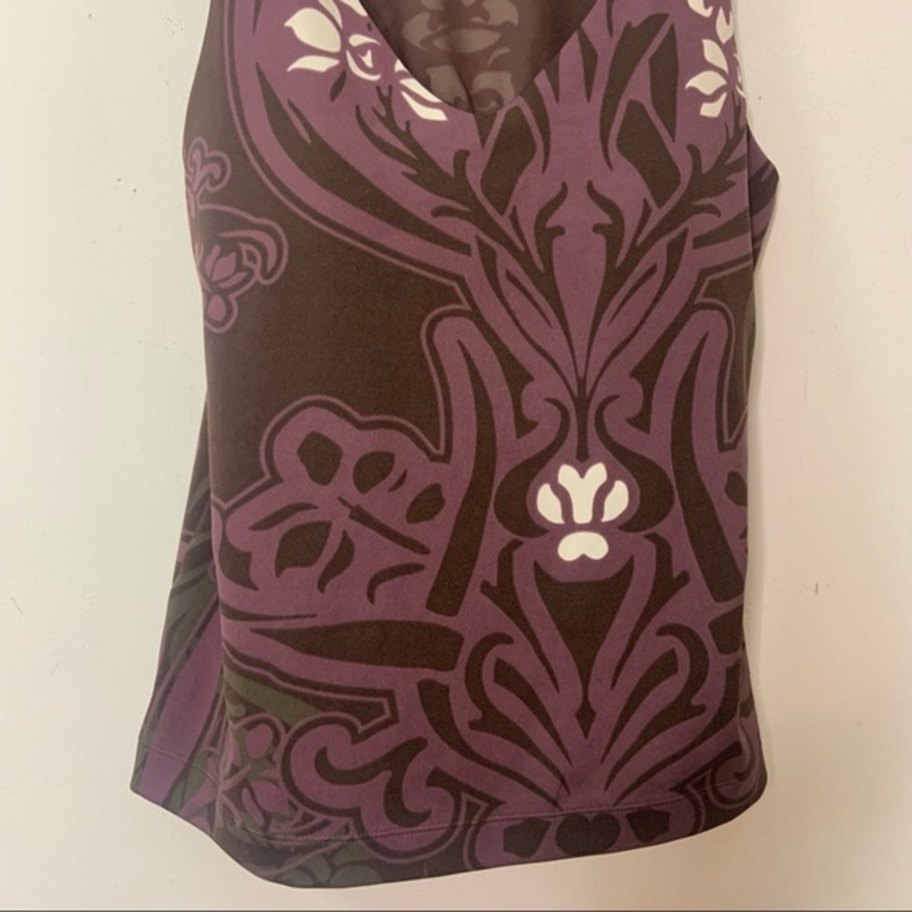 Athleta V Neck Built In Bra Activewear Tank 34DD - Picture 6 of 12
